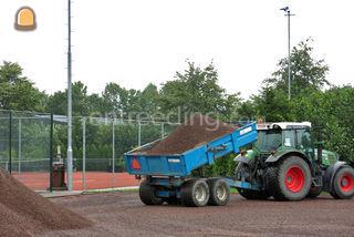 Fendt + kipper (sportveld... Omgeving Alphen a/d Rijn