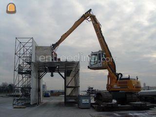Liebherr R 924 b Omgeving Oosterwolde
