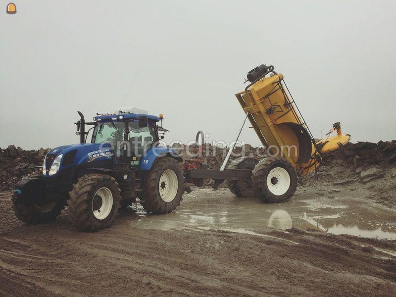 Trekker + kiepende waterwagen