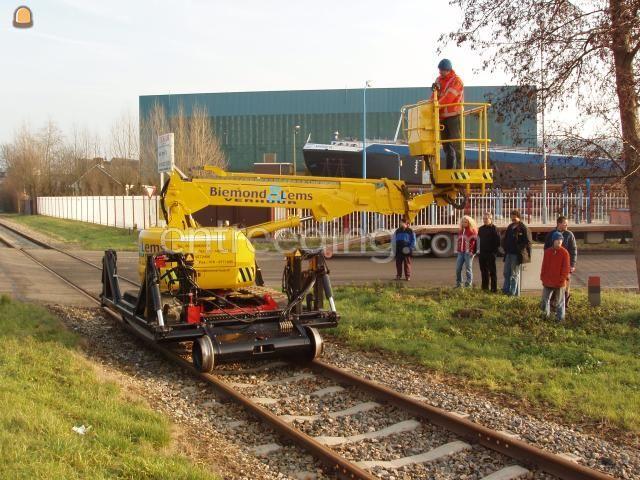 Hoogwerker spoorgebonden