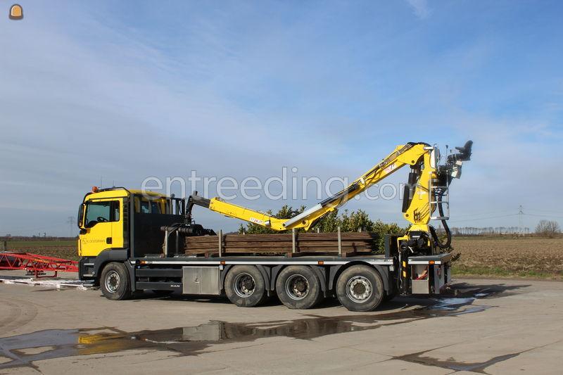 MAN 8x4 rijplaatauto