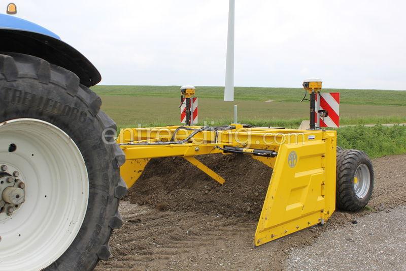 New Holland T7 220 + AP KB110/300
