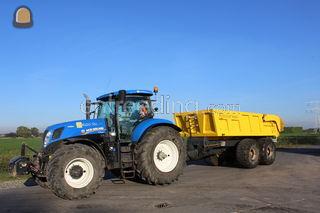 New Holland T7 220 + Josk... Omgeving Goes