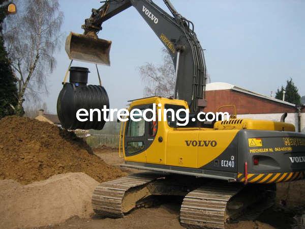 Volvo ec 240