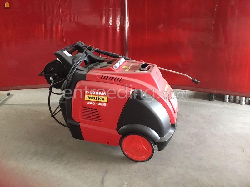 Hogedrukreiniger warm water