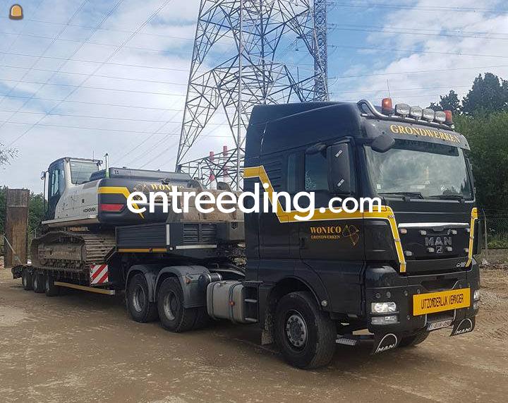 Dieplader-combinatie MAN vrachtwagen