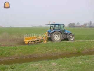 trekker +  bos wallefrees Omgeving Rotterdam