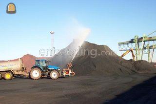 Trekker + spuitwagen + ne... Omgeving Voorne-Putten