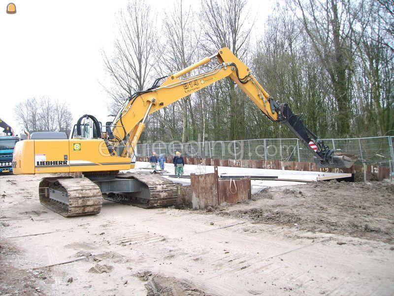 Liebherr 914 HDSL met GPS 2+3D