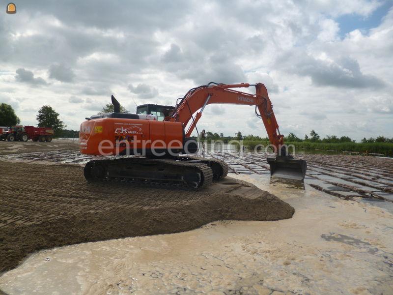 Aanleg zandstrand Zuidhoek