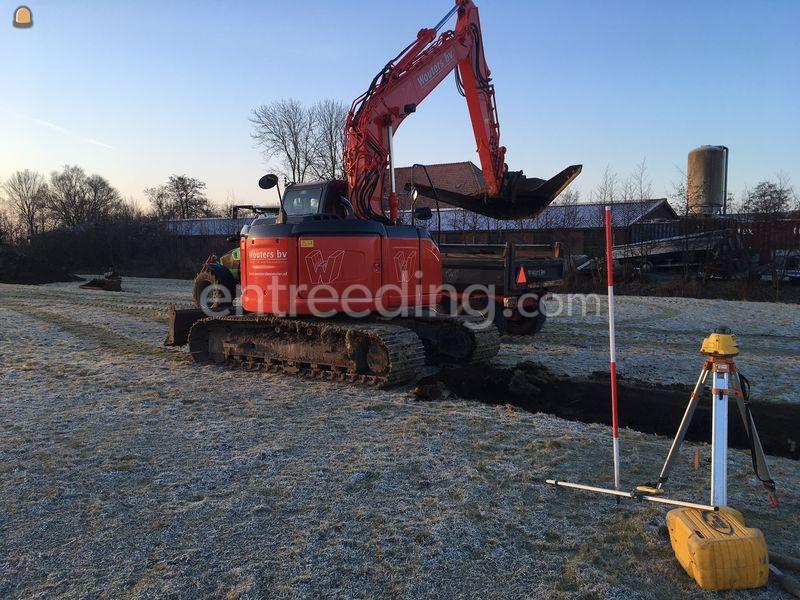 New Holland E135 BSR