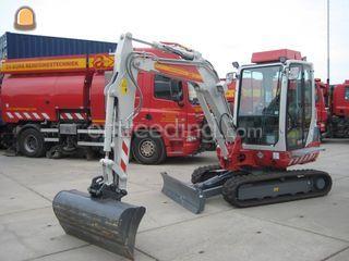 Takeuchi TB235 Omgeving Gorinchem