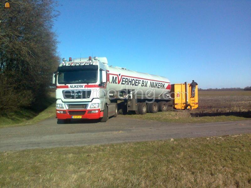 M.A.N. + Jako tankoplegger