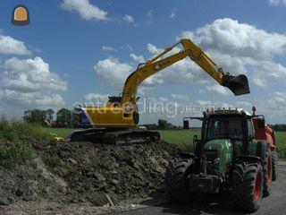 Hitachi ZX210 LC-3 Omgeving Gouda
