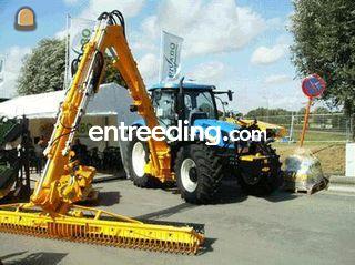 tractor met maaier Herder Omgeving Antwerpen