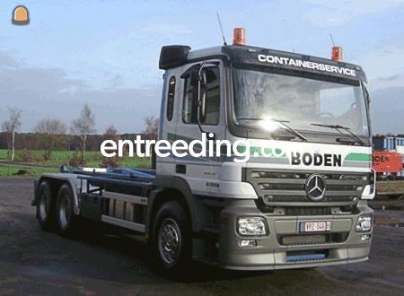 Vrachtwagen Mercedes voor container