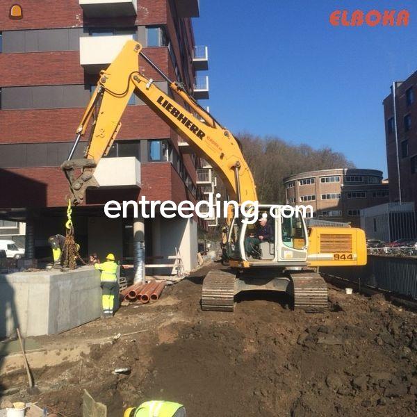Liebherr 944