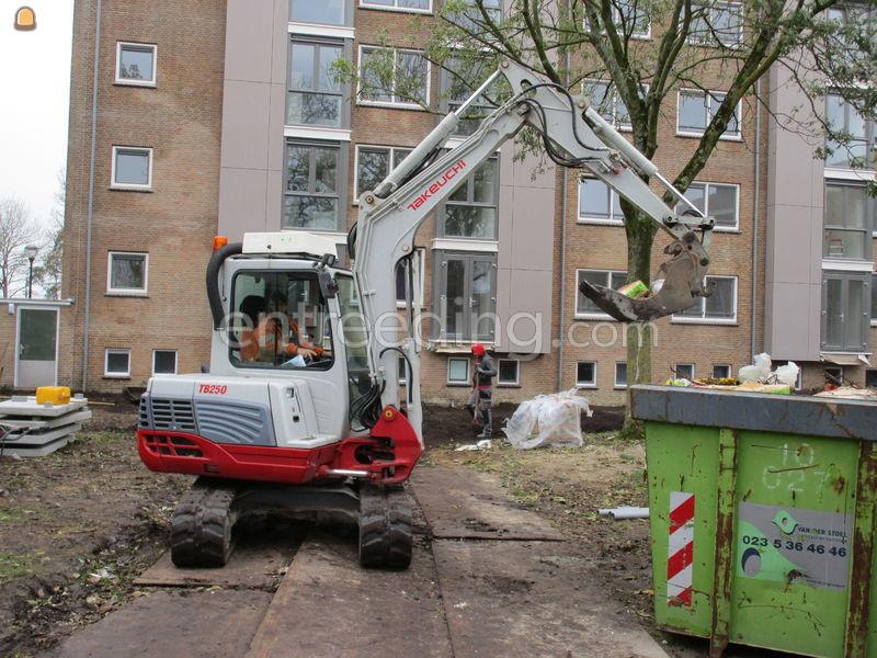 Takeuchi TB250 LSA & od