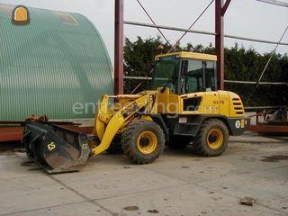 Komatsu WA75 Omgeving Weesp