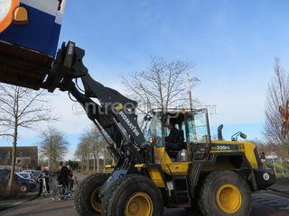 Komatsu WA120-3 Omgeving Langedijk