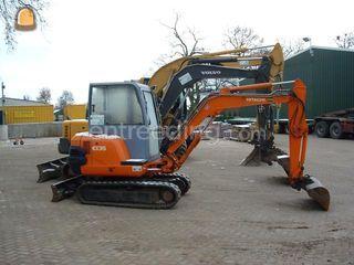Hitachi EX35 Omgeving Ede