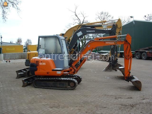 Hitachi EX35