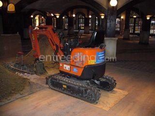 Hitachi ZX10-U Omgeving Waalwijk