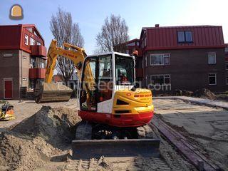 Takeuchi TB260 / overdruk Omgeving Purmerend