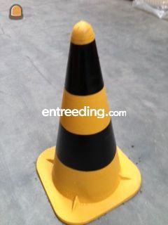 Signalisatiemateriaal: laatste stuks en showroommodellen aan outlet prijzen!