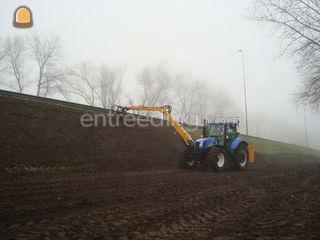 Herder met taludfrezer  Omgeving Alphen a/d Rijn
