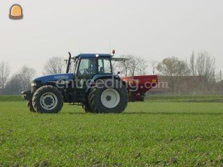 Kunstmeststrooier Omgeving Alphen a/d Rijn