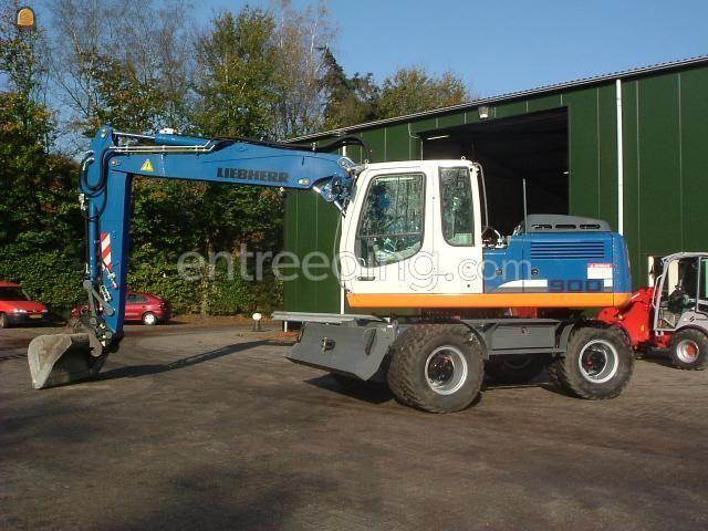 Liebherr 900