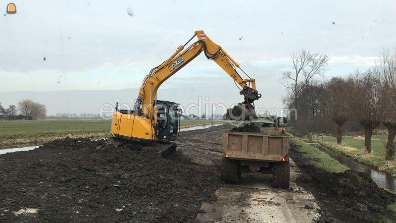 Kobelco SK140 + 3D GPS
