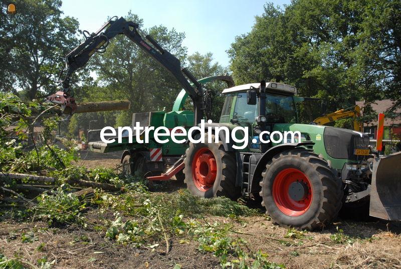 Jenz Chipper+Claas XERION