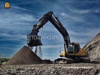 ETT Europoort Volvo 240 m... Omgeving Hoekse Waard