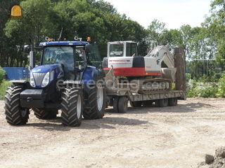 Trekker en dieplader Omgeving Roosendaal