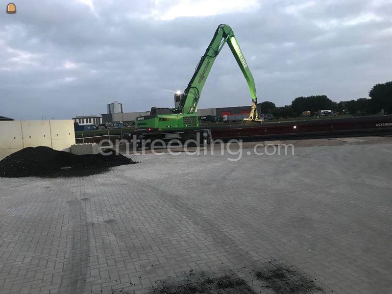 Sennebogen 835 loskraan