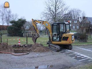Caterpillar 302.5 Omgeving Emmeloord