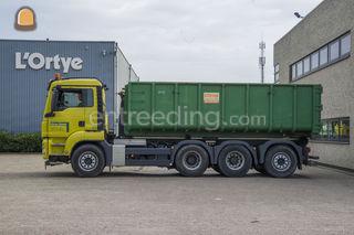 Haakarmauto 8x4 Omgeving Oostelijke Mijnstreek