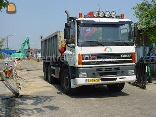 Ginaf M3233s + kraan Omgeving Hilversum