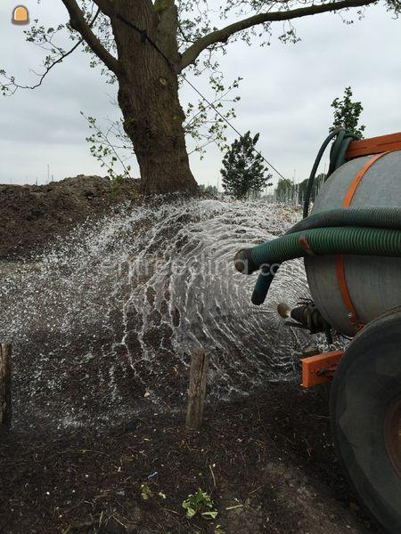 Trekker + 5m3 waterwagen