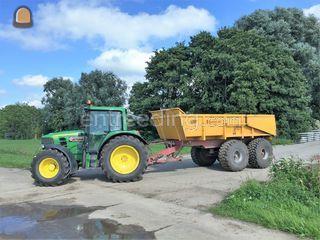 John Deere + 12m3 kipper Omgeving Maarssen