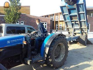 New holland tnf + 4 m3 ki... Omgeving Westland