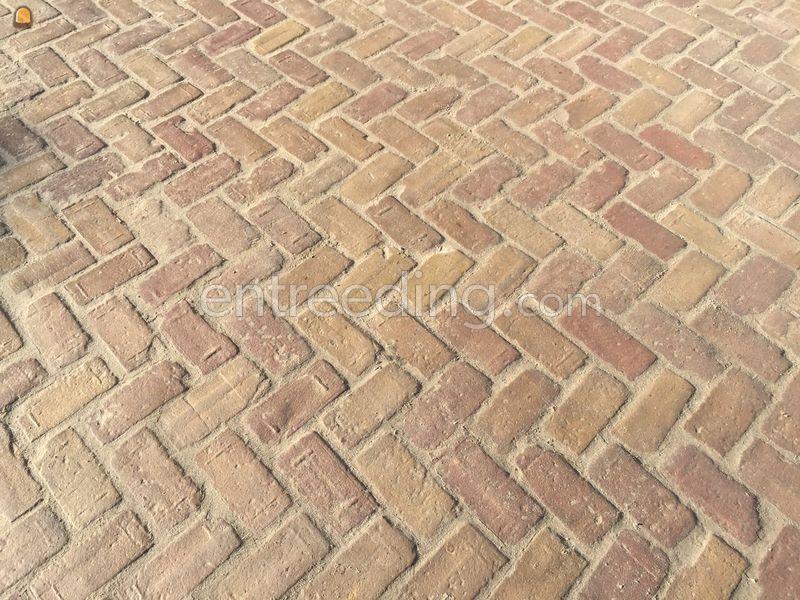 Oud gebakken keiformaat geel/brons