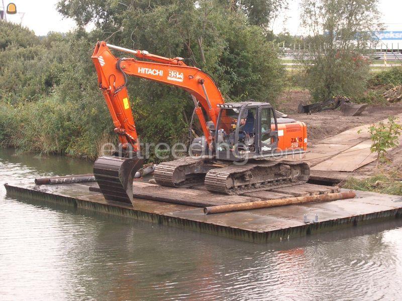 Hitachi Zaxis LX210