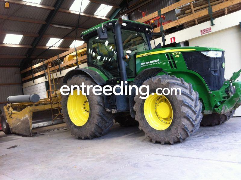 John Deere 7230R + GPS mekos dozerbak laser gestuurd