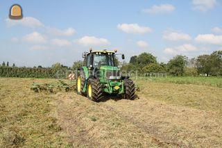 John Deere + Krone schudd... Omgeving Tiel