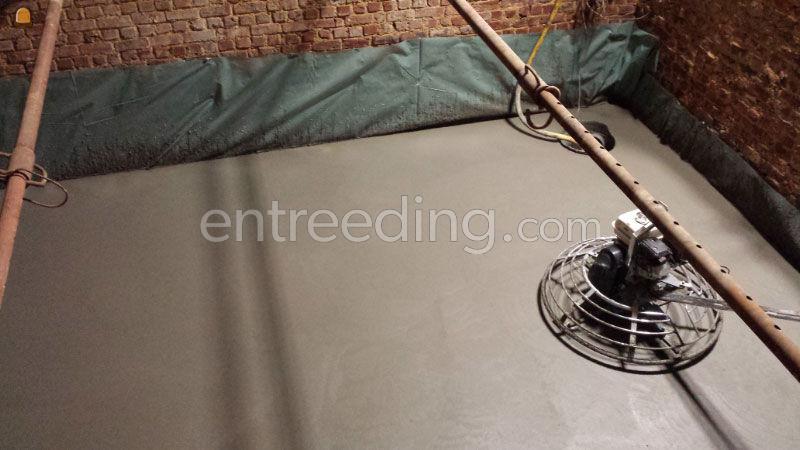 Kasseien, platines, klinkers, beton, grindmatten, natuursteen en meer