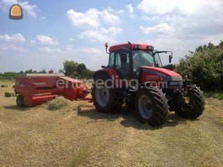 Mc Cormick130 met Welger ... Omgeving Tholen