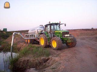 John Deere + waterwagen Omgeving Alphen a/d Rijn
